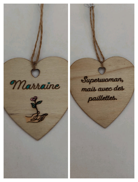 Coeur en bois - Marraine - Superwoman avec des paillettes