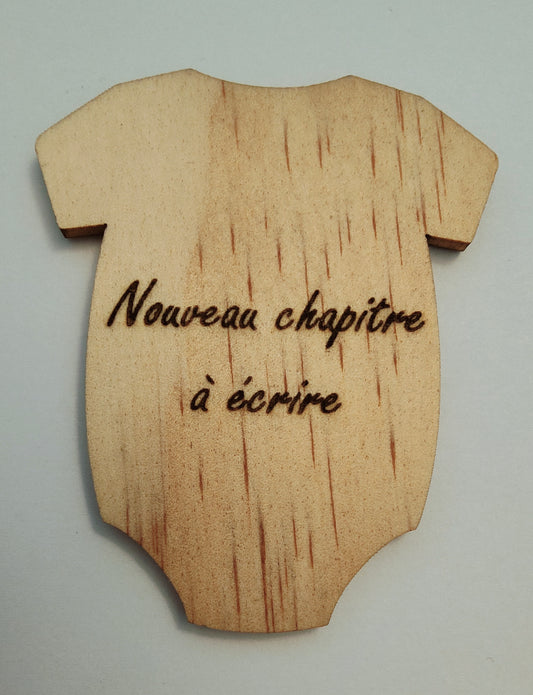 Annonce grossesse - body en bois - Nouveau chapitre à écrire