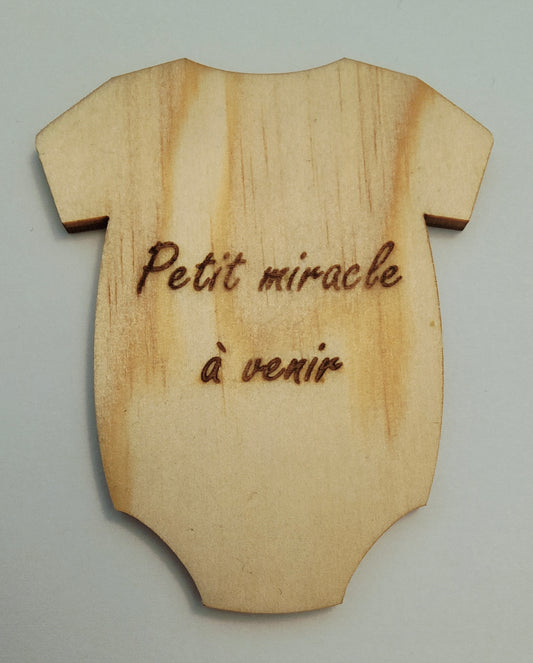 Annonce grossesse - body en bois - Petit miracle à venir